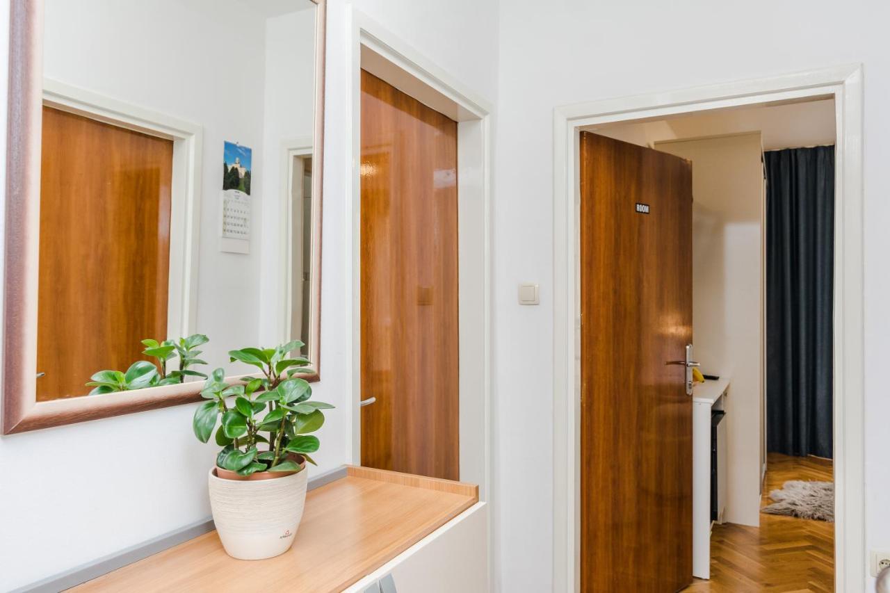 Neva With Private Bathroom Guest house Zadar